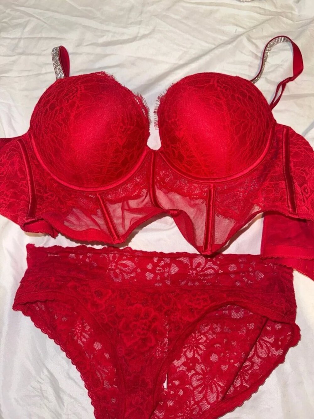 NWT Victoria’s Secret Red Lace Bling Rhinestone Strap Corset Set 36C